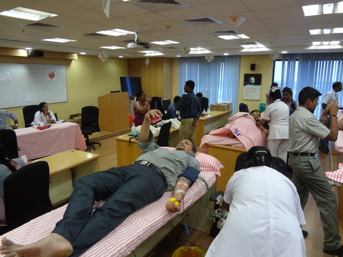 SSV Blood Donation Camp at Bhawans 2016 (2)